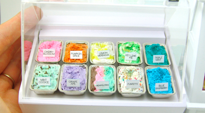 Dollhouse Miniature Ice Cream Case