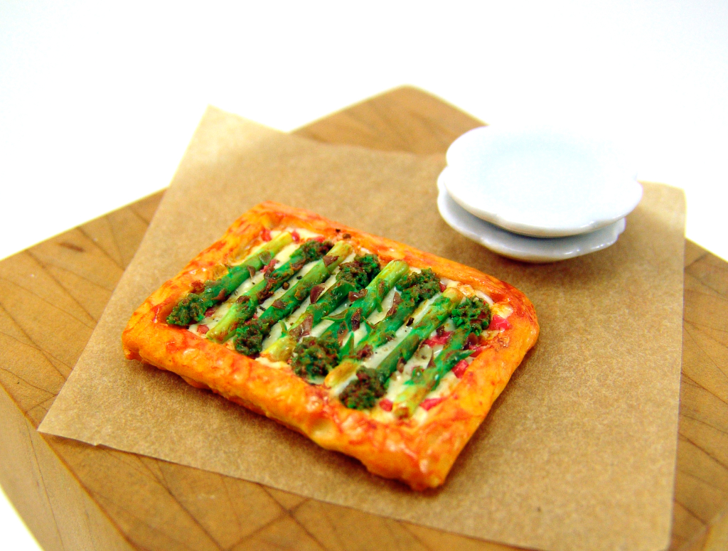 Dollhouse miniature asparagus tart by The Mouse Market