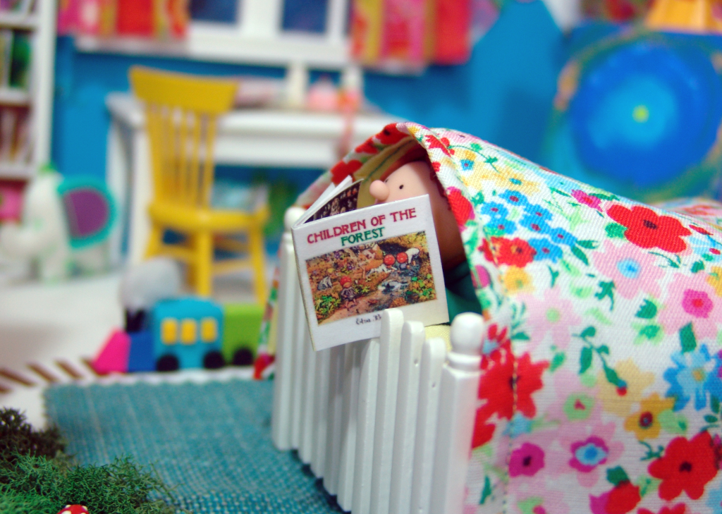 dollhouse child's bedroom by The Mouse Market