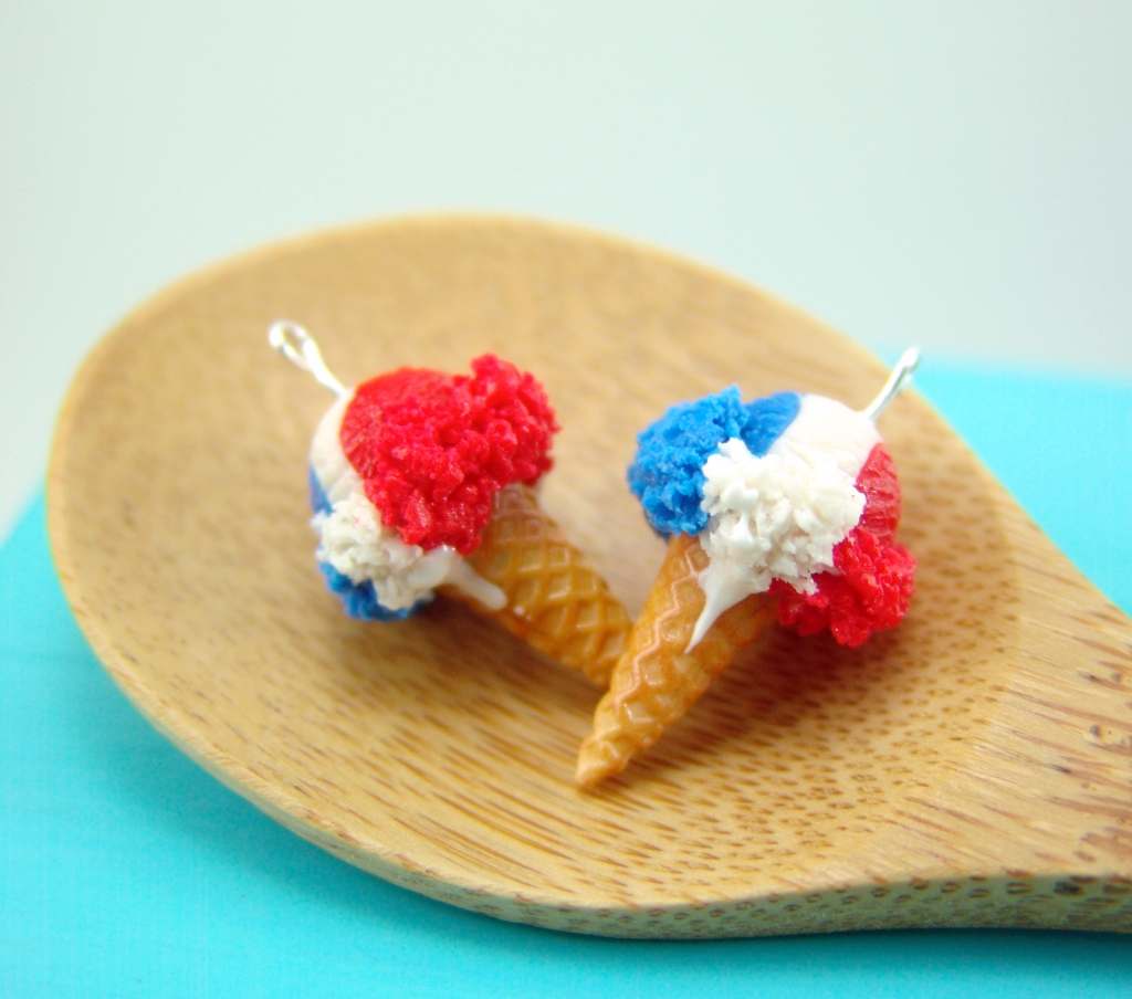 red, white and blue ice cream earrings by The Mouse Market