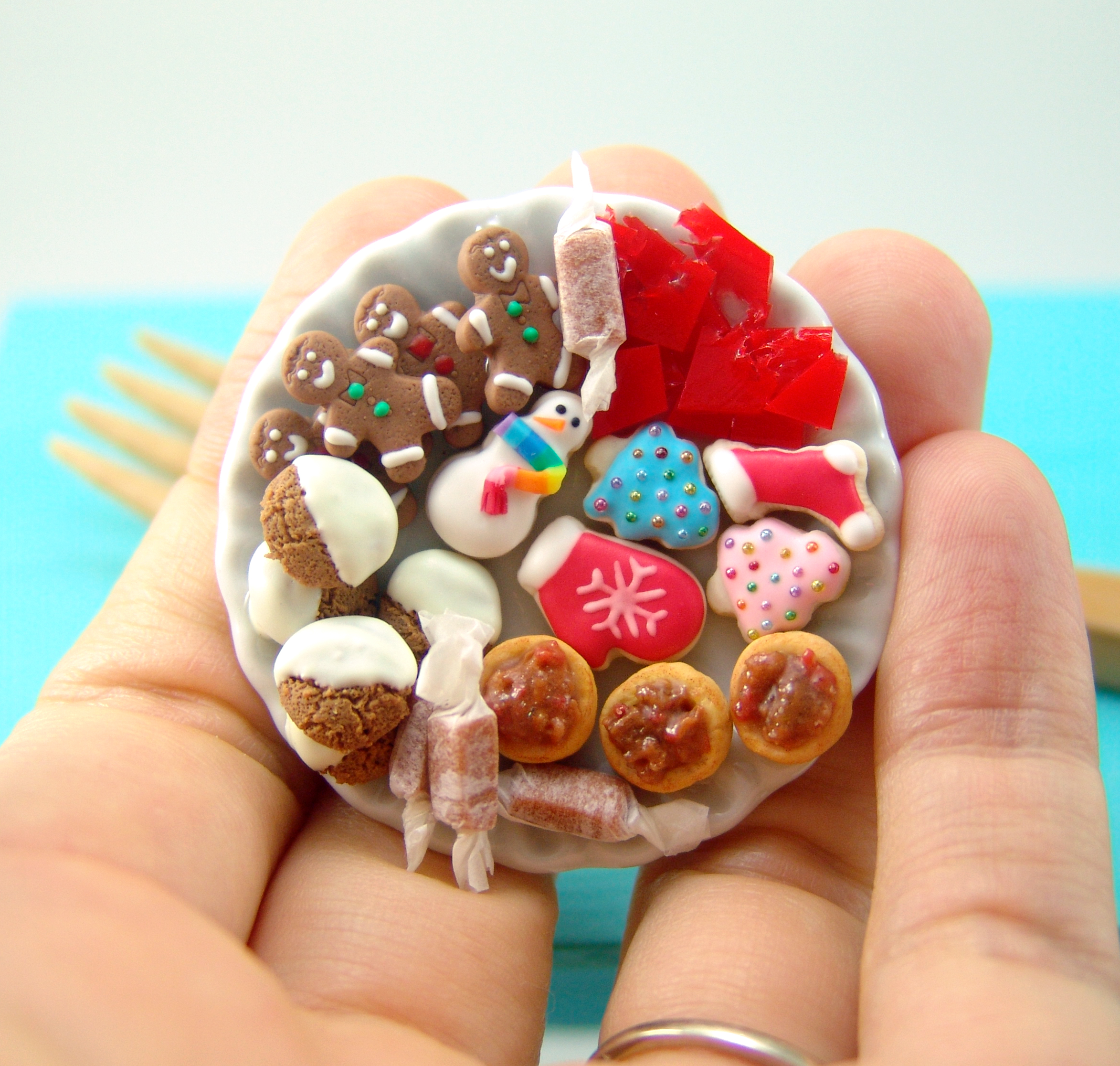 Dollhouse Miniatures, Donkeys, and a Mini Food Class!