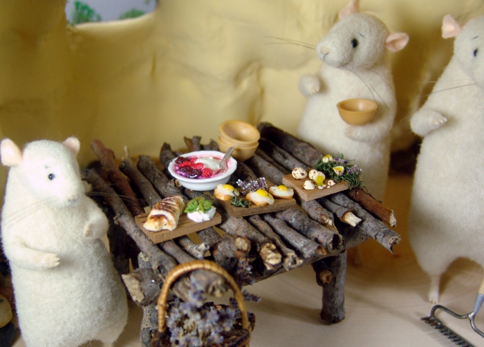 dollhouse miniature twig table